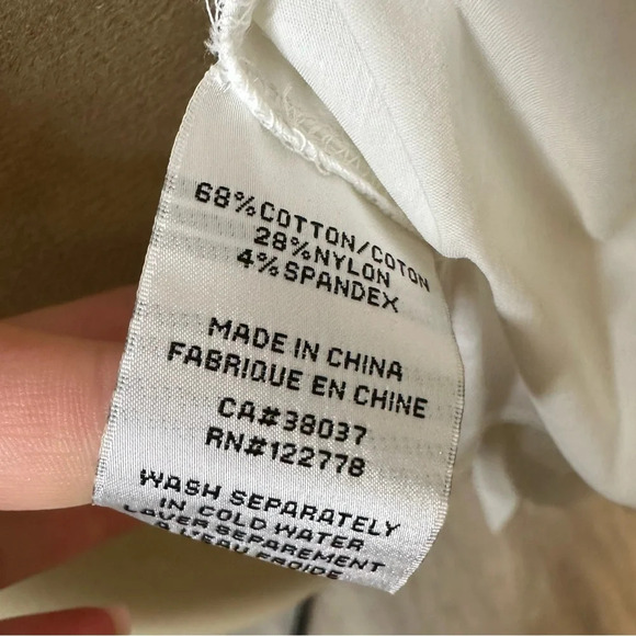 172.  white blouse - Picture 16 of 16